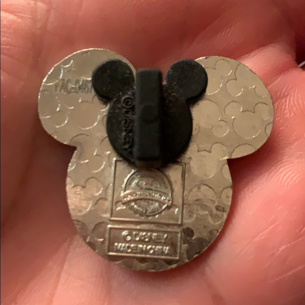 Mickey Mouse - Picture 2 of 2